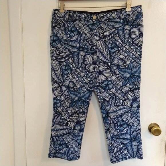 Chico's So Slimming Pants Crop Blue Floral Chicos 2 Misses 12 L - Picture 2 of 7